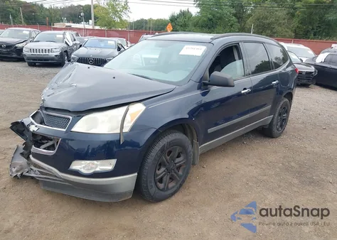 2011 Chevrolet Traverse Ls z USA, uszkodzony, nr VIN 1GNKVEED6BJ153523